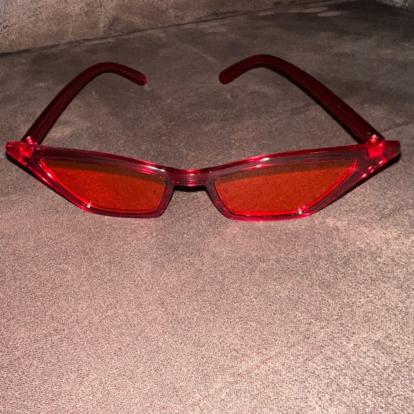 5/$25 New Shein Sunglasses - Picture 4 of 7